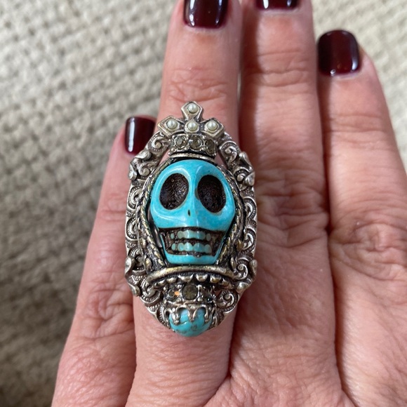 Skull ring - Picture 2 of 11